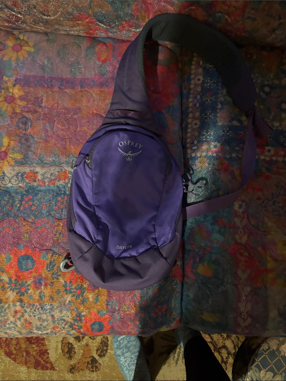 Osprey Daylite Purple Sling Bag